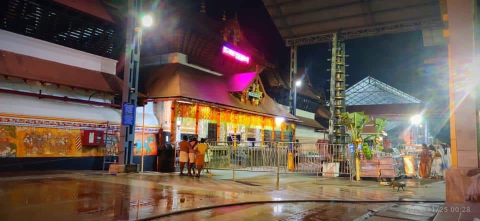 Guruvayur Sri Krishna Temple tourist place 