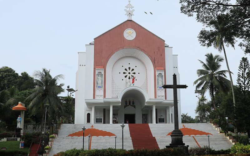 Best time to visit St. Thomas Syro-Malabar Catholic Cathedral in Palai