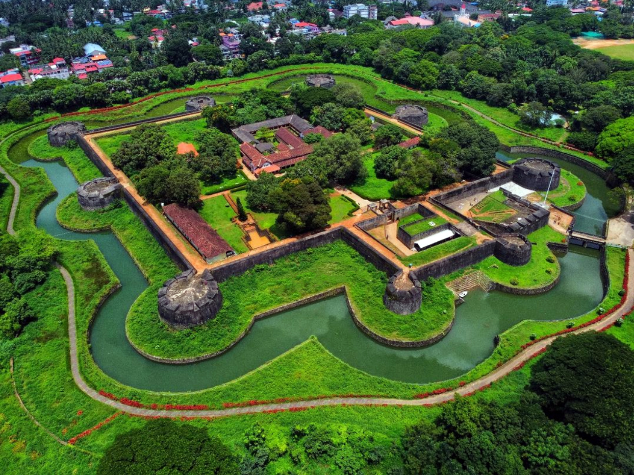 Palakkad Fort or Tipu Sultan Fort is a historic fort in Kerala