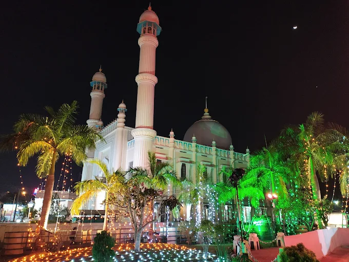 Palayam Juma Masjid tourist place 