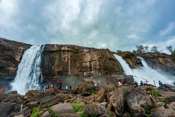 Athirappilly Waterfalls tourist place 